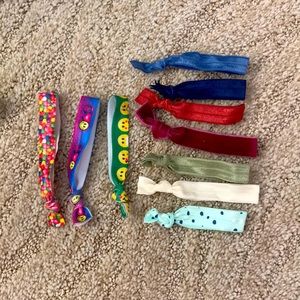 Bundle of Hair ties/Bracelets!